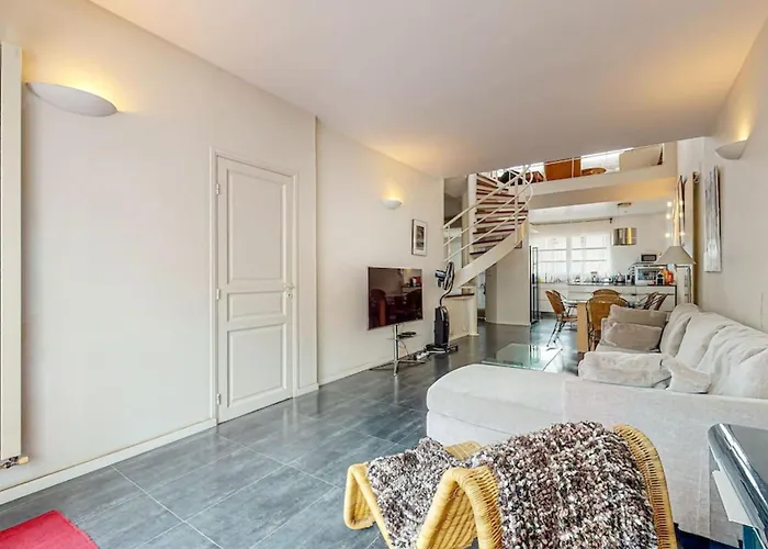 St Agne 3 Min Du Métrobus - Patio - Bassin Hébergement de vacances *